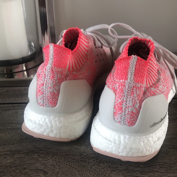 Adidas Women’s UltraBoost Uncaged - Picture 3 of 8